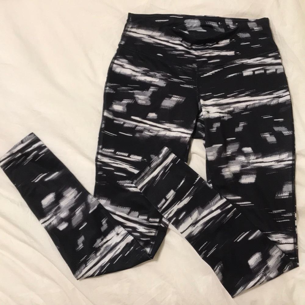 Brushed-pattern Athletic Leggings